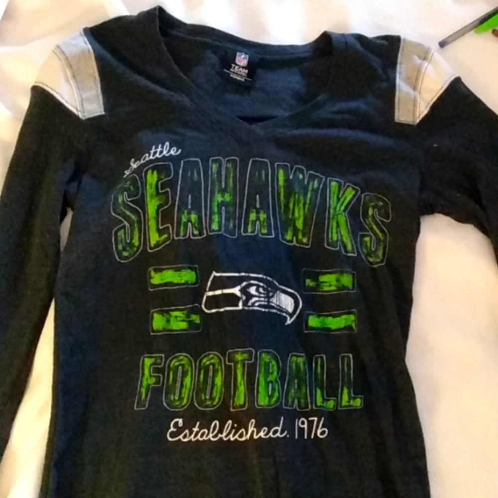 NFL Seattle Seahawks quarter length shirt